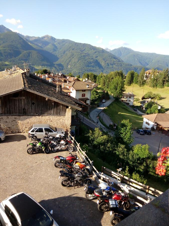 Pensione Serenetta Varena Exterior foto